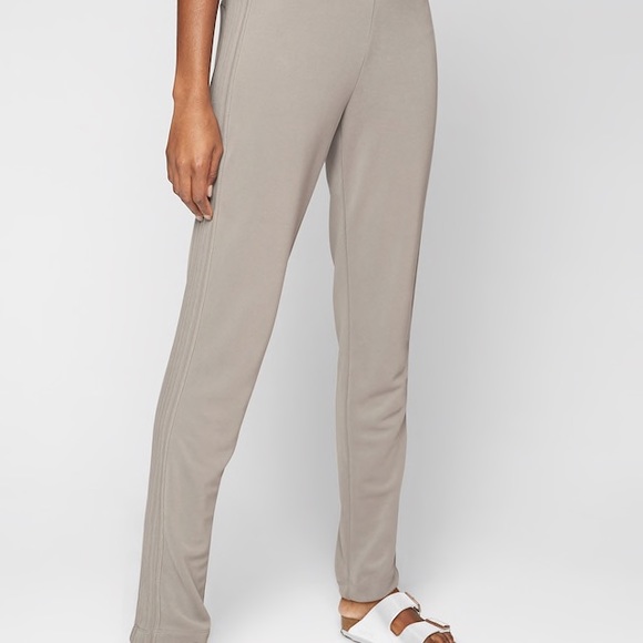 Athleta Pants - NWT Athleta Serenity Pants Small